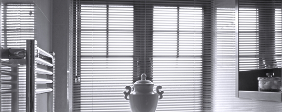 venetian aluminum bathroom 02